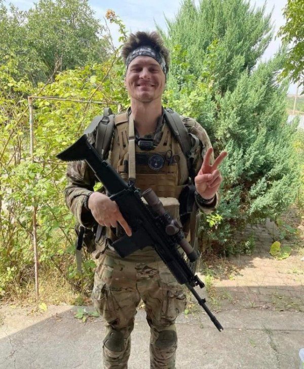 Київщина попрощалася з сином екснардепа Цехмістренка, який загинув під Бахмутом